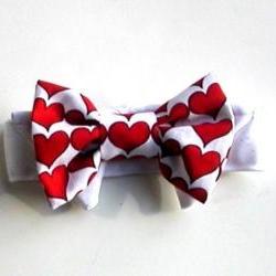 Bow tie Dog: Hearts for that Valentine Wedding